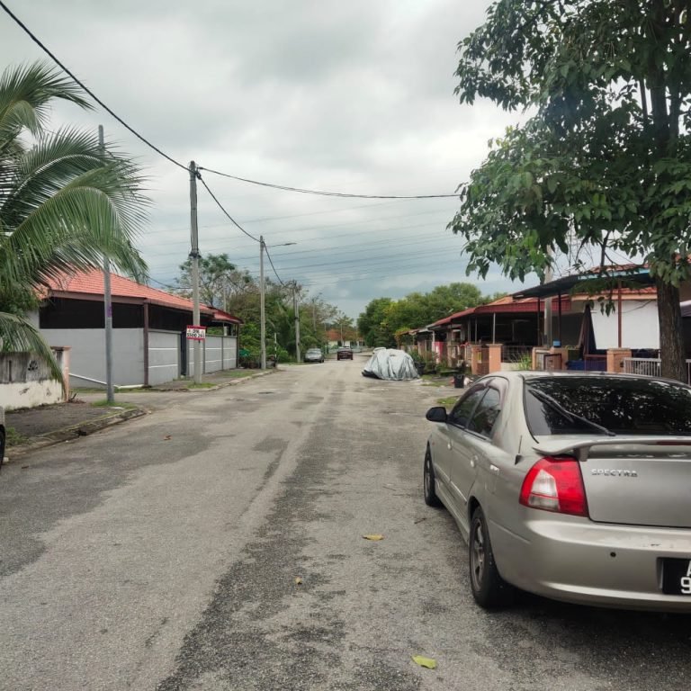 Rumah Teres Taman Putra Bercham Ipoh 2 768x768