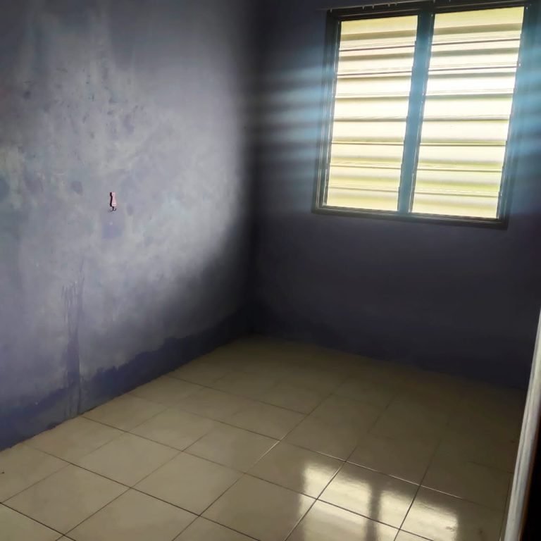 Rumah Teres Taman Putra Bercham Ipoh 8 768x768