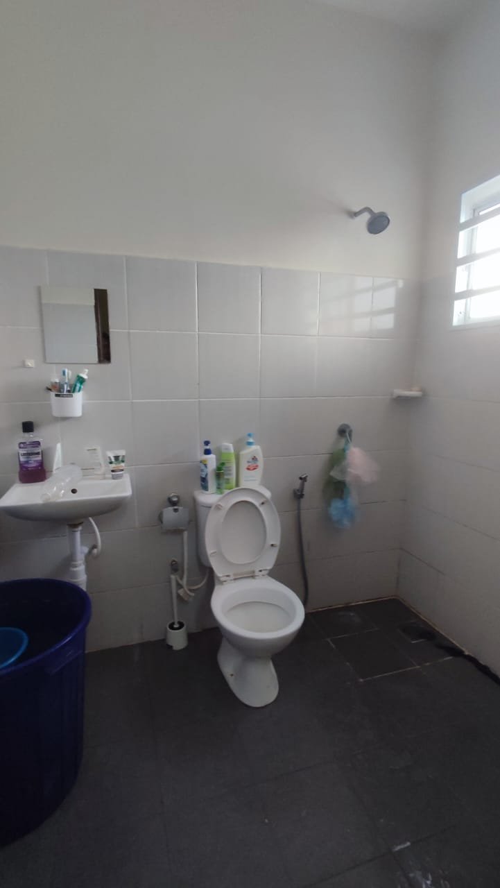 rumah untuk dijual di tama meru raya 8