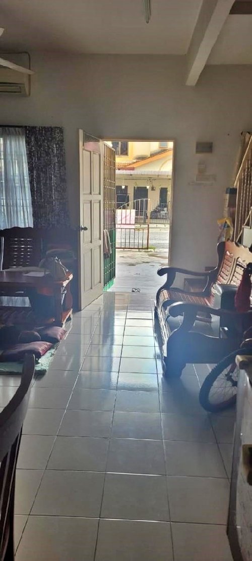 rumah untuk dijual taman lang indah 18