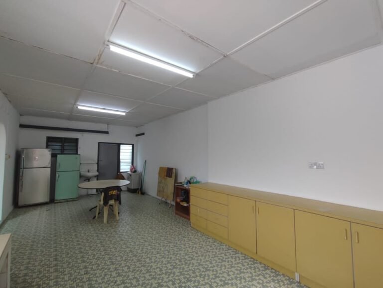 house to let rent taman chateau ipoh perak 16 768x577