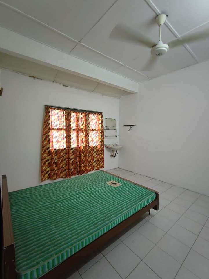 house to let rent taman chateau ipoh perak 33