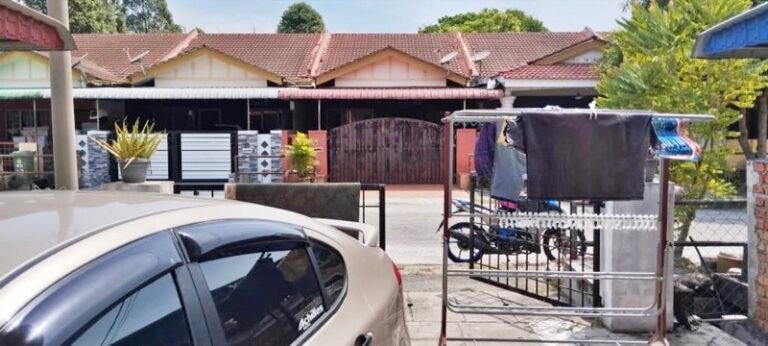 rumah teres untuk dijual taman klebang putra 4 768x346