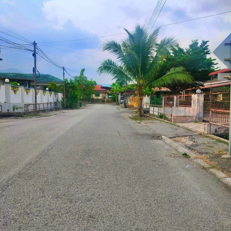 WhatsApp Image 2024 07 25 at 43530 PM 768x768