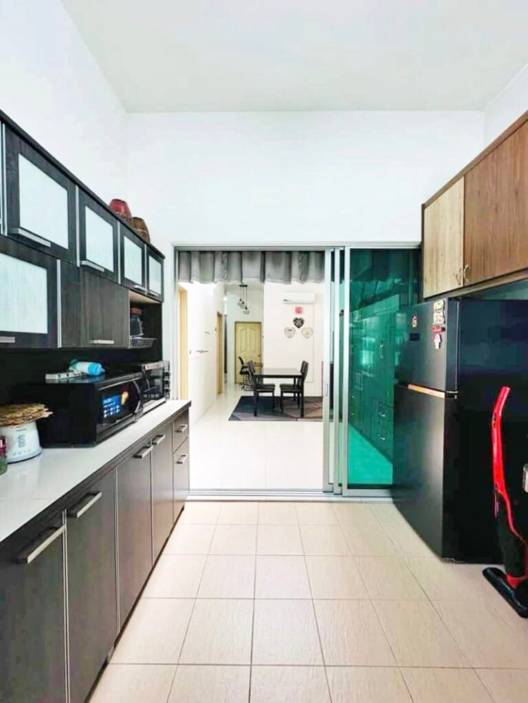 WhatsApp Image 2024 08 11 at 10006 PM 768x1023