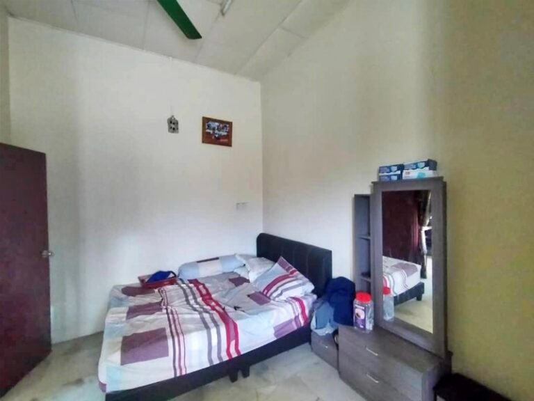 WhatsApp Image 2024 09 08 at 40123 PM 2 768x576