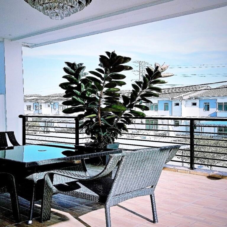 WhatsApp Image 2024 10 01 at 34443 PM 2 768x768