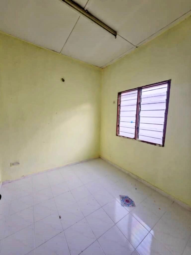 WhatsApp Image 2024 10 02 at 12359 PM 2 768x1024