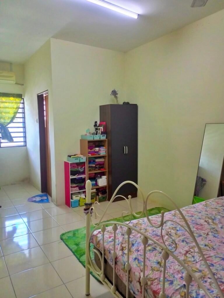 WhatsApp Image 2024 10 04 at 10109 PM 768x1023