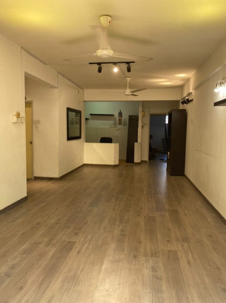 IMAGE 2025 06 18 161525 768x1026